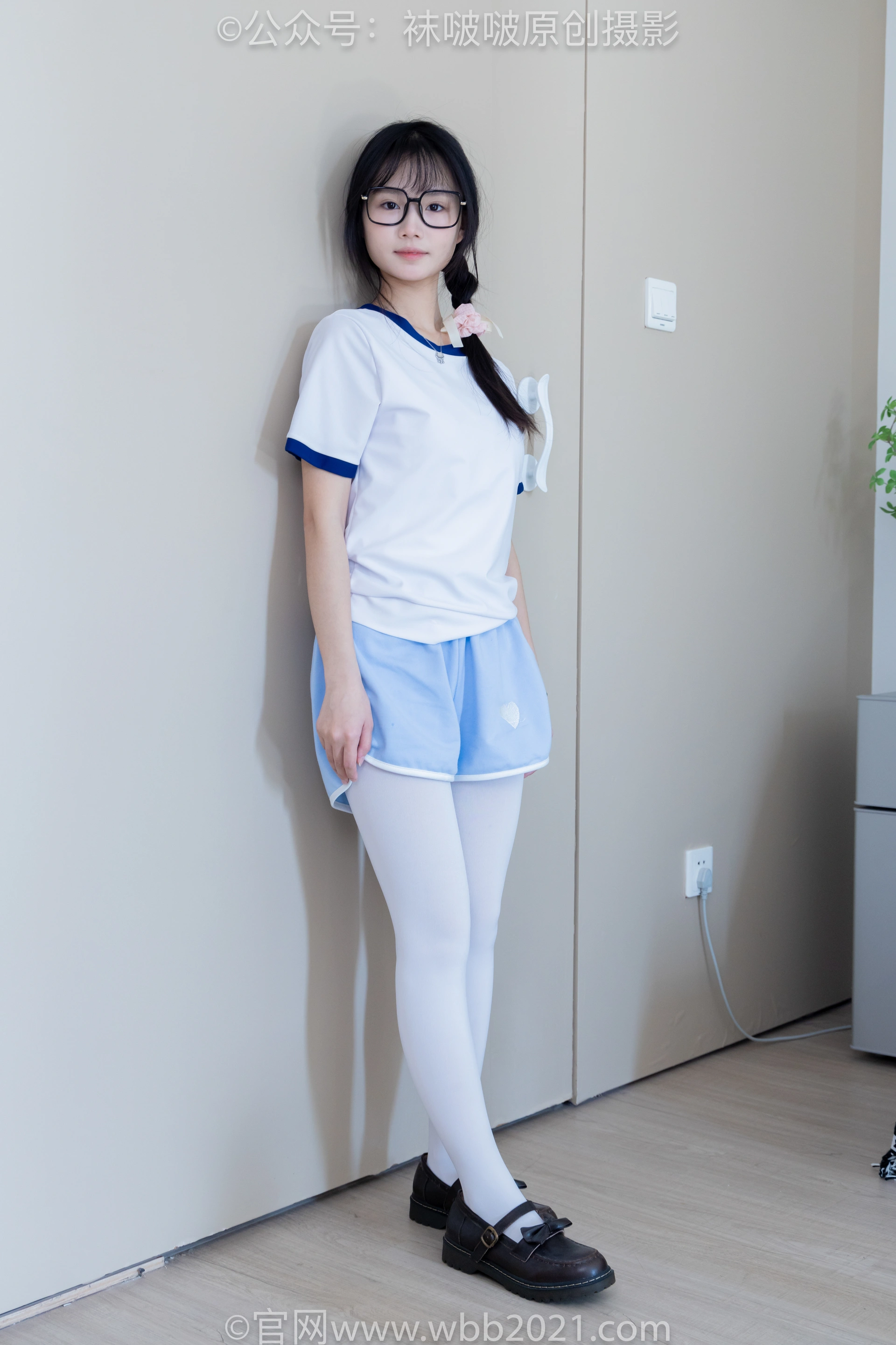 [BoBoSocks袜啵啵] NO.325 甜甜圈-皮鞋、厚白丝（花絮版） 2